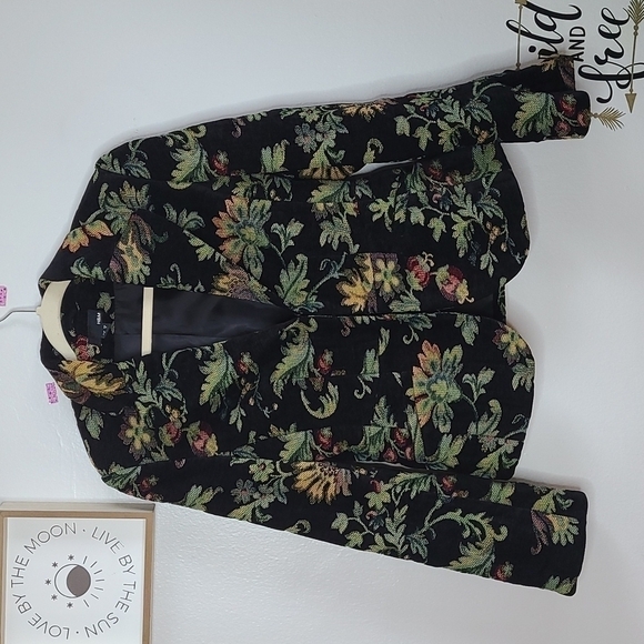 H&M tapestry floral Blazer - Picture 3 of 16